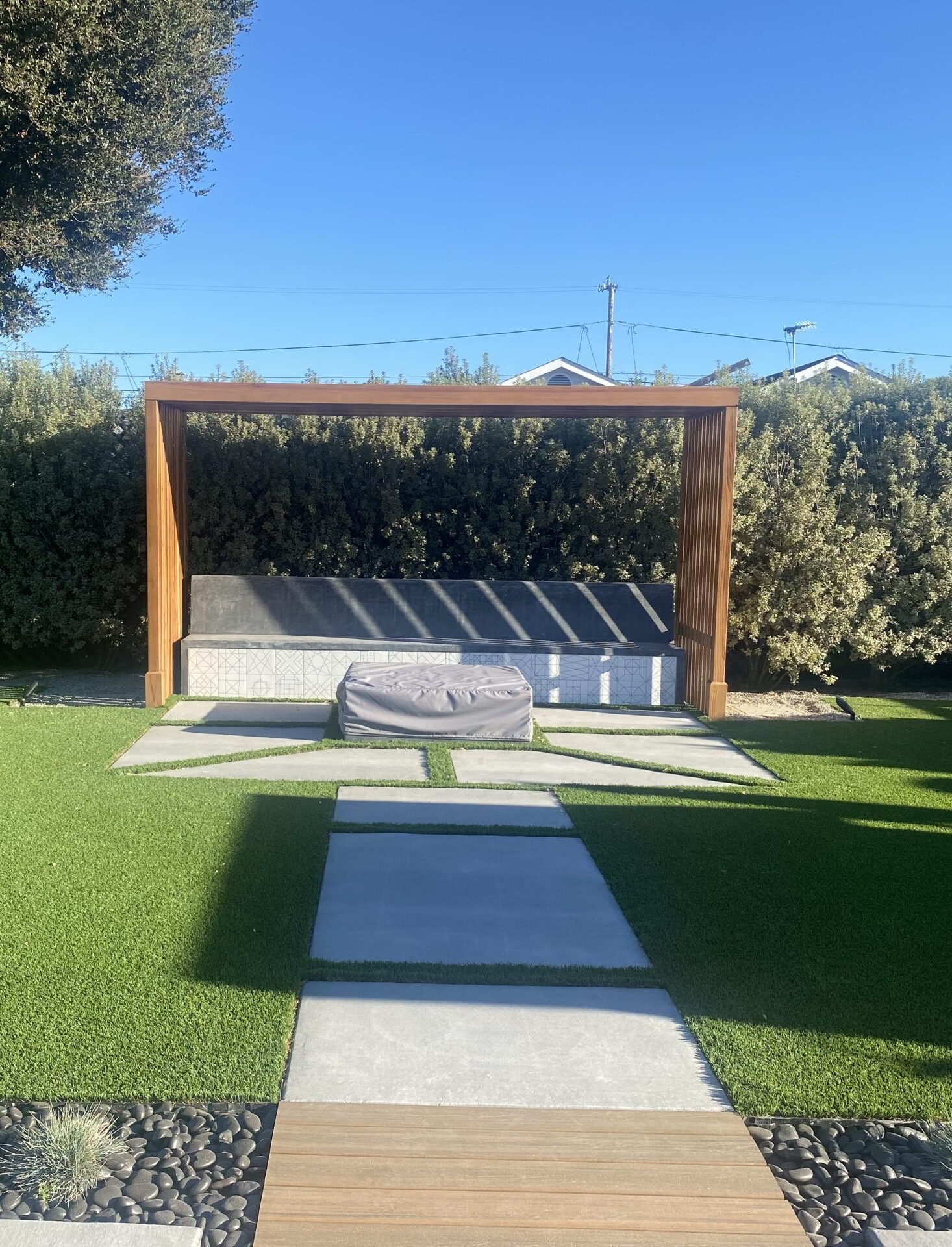synthetic grass cstructure frontview